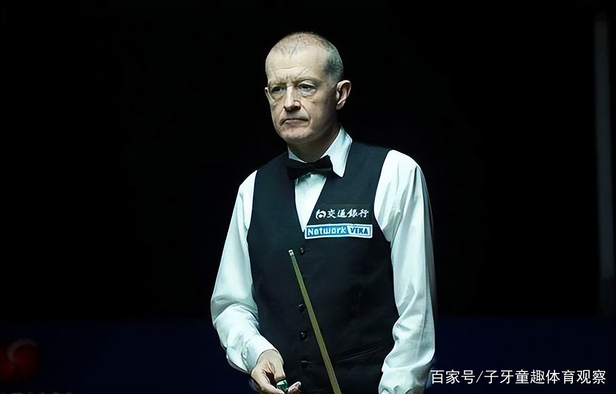 在中场的 在中场的